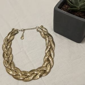 Gold braid necklace